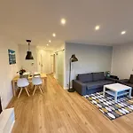 Telmihome Brueggen, Moderne Mit Sonnenterrasse & Glasfaser-wlan * Bruggen (Viersen)