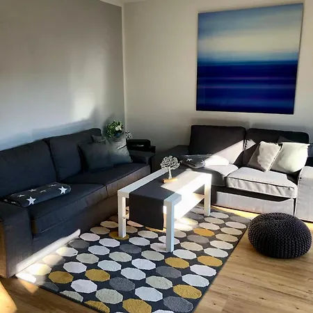 Telmi- Mit Terrasse & Glasfaser Apartamento *